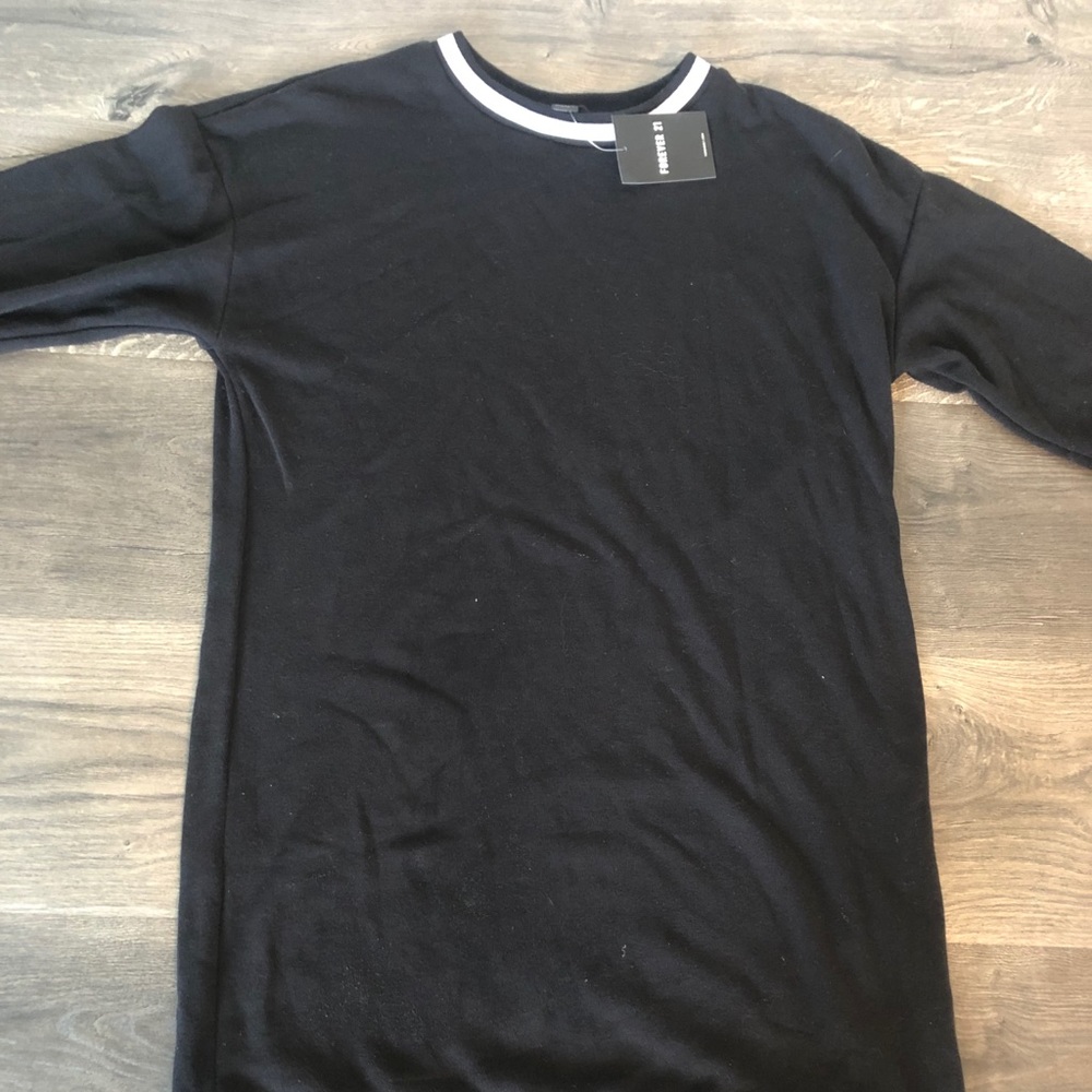 Forever 21 new sweater dress in black and white